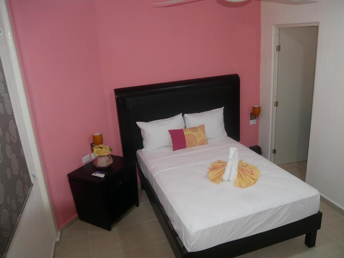 Hotel&Hostal Real San Juan Mérida Exterior foto